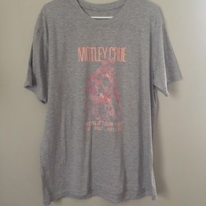 🎀 VINTAGE 🎀 Motley Crew short sleeve tee